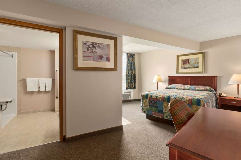 Travelodge Hanna Canada Grey Szoba fotó